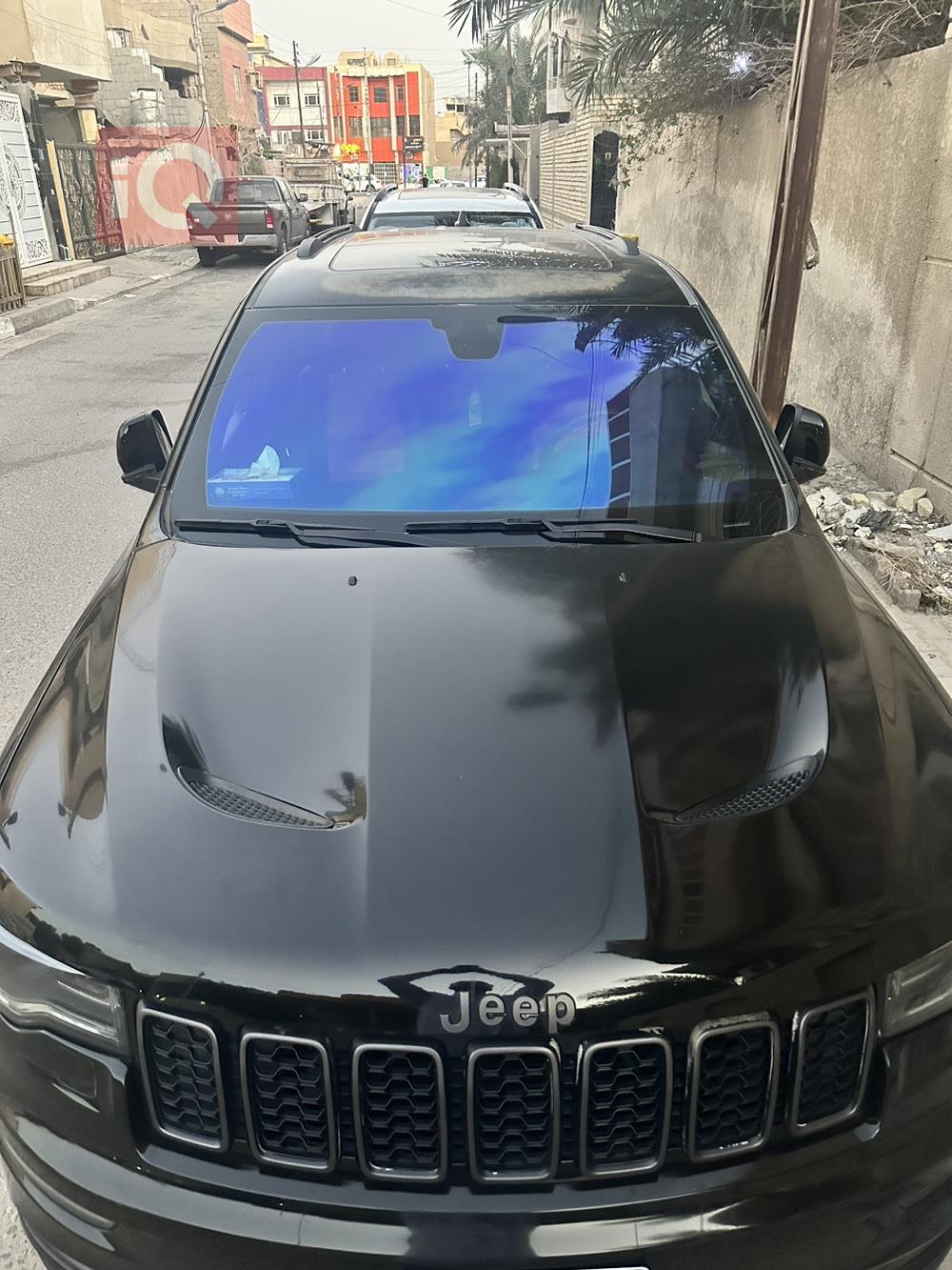 جیپ گراند شیرۆکی